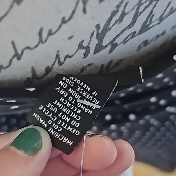 NWT Rue21 Polka Dot Dress| Women's Size Medium | V- Back With Bow - Picture 7 of 8